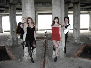 Sinterra. Abandoned Hospital Session ��������: ����������� ���� ���������� electro-goth / synth gothic rock ������